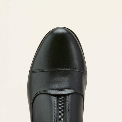 Close up image of the toe of Ariat&