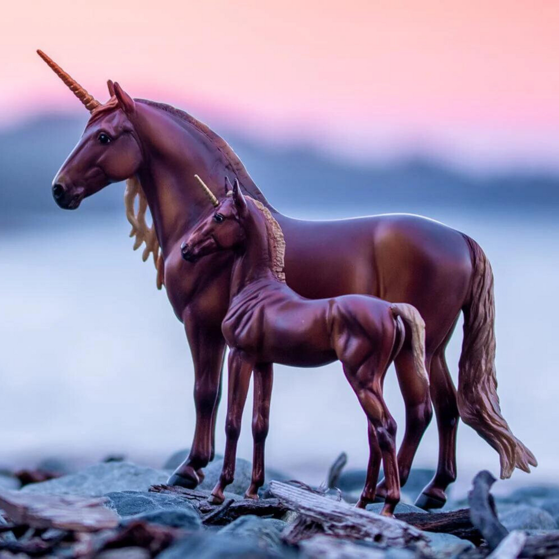 Breyer Cyrus &amp; Solana: Unicorn Stallion &amp; Foal