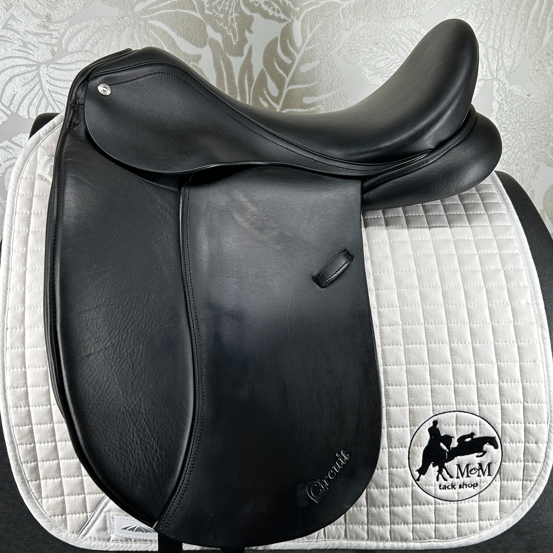 Used Dover Circuit Premier Dressage Saddle