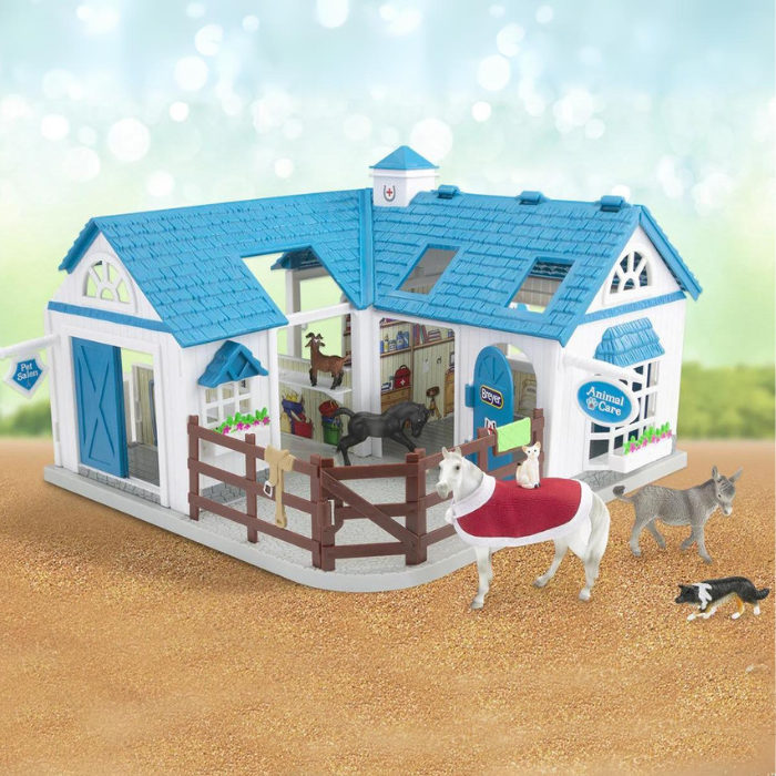 Breyer® Stablemates Deluxe Animal Hospital