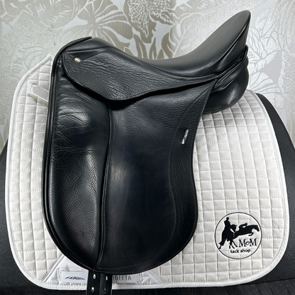 Image of 17.5&quot; used Schleese Infinity dressage saddle&