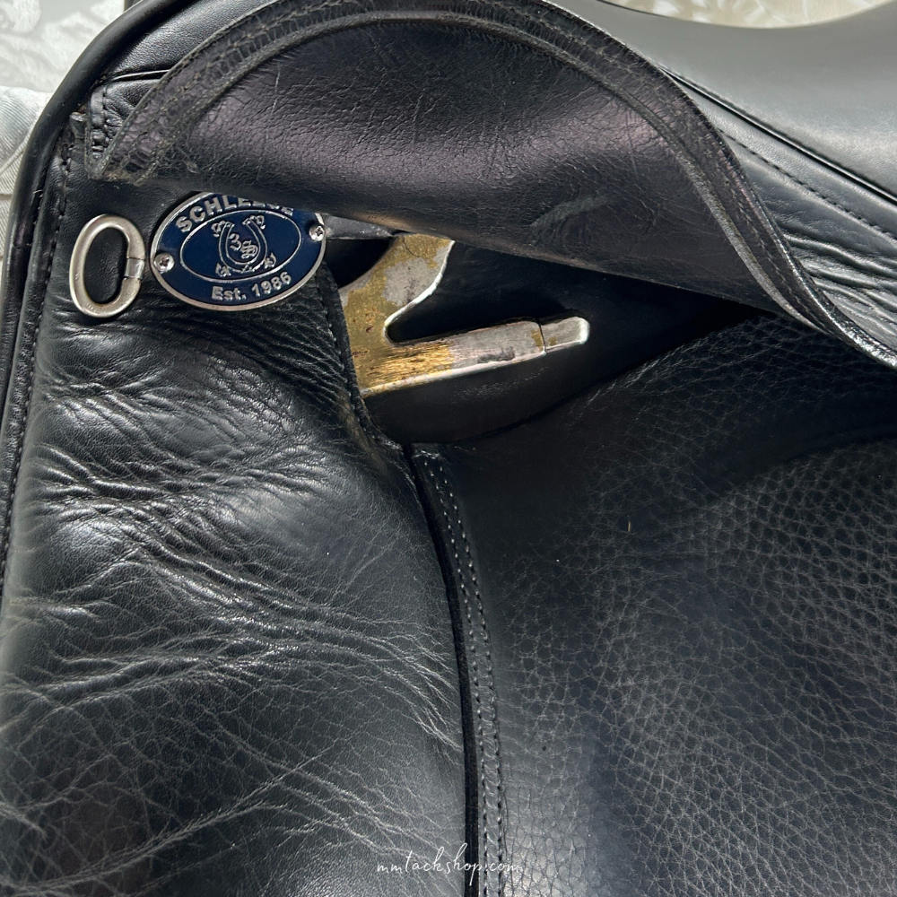 Image of 17.5&quot; used Schleese Infinity dressage saddle&