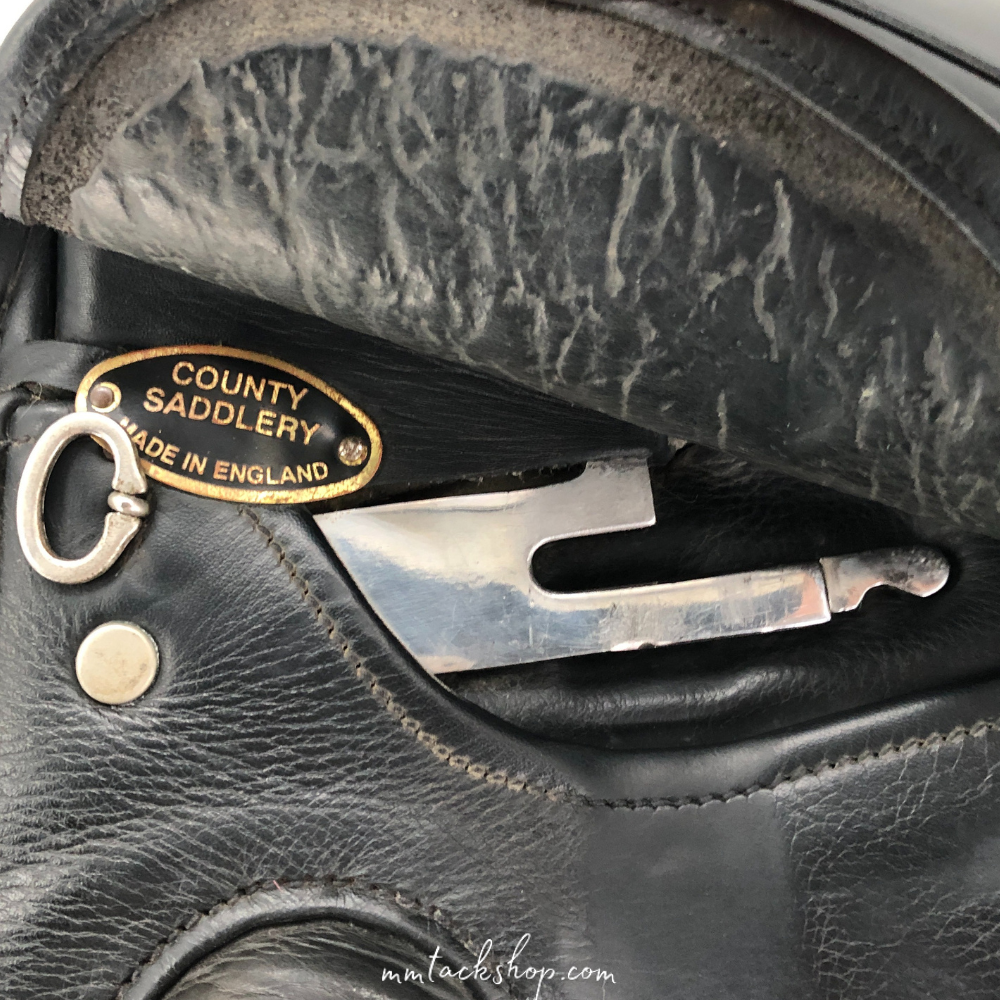 Used County Perfection Dressage Saddle