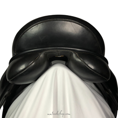 Used Détente Isis Dressage Saddle